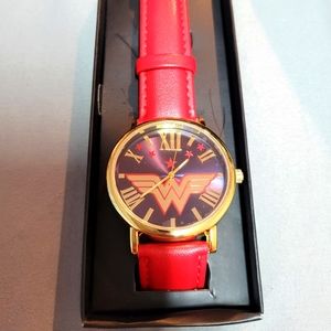 AVON Wonder Woman Watch 9"L